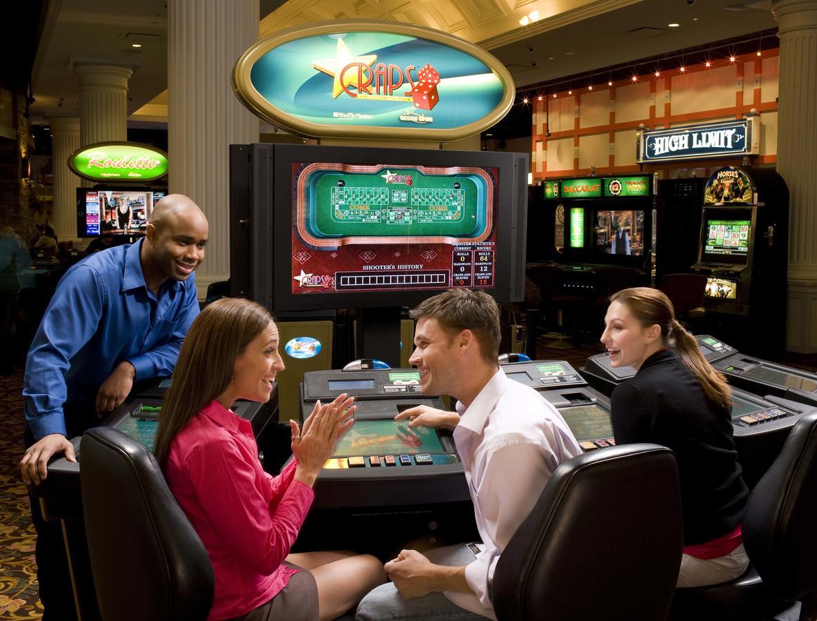 Saratoga Casino Hotel ساراتوغا سبرينغس، نيويورك المظهر الخارجي الصورة